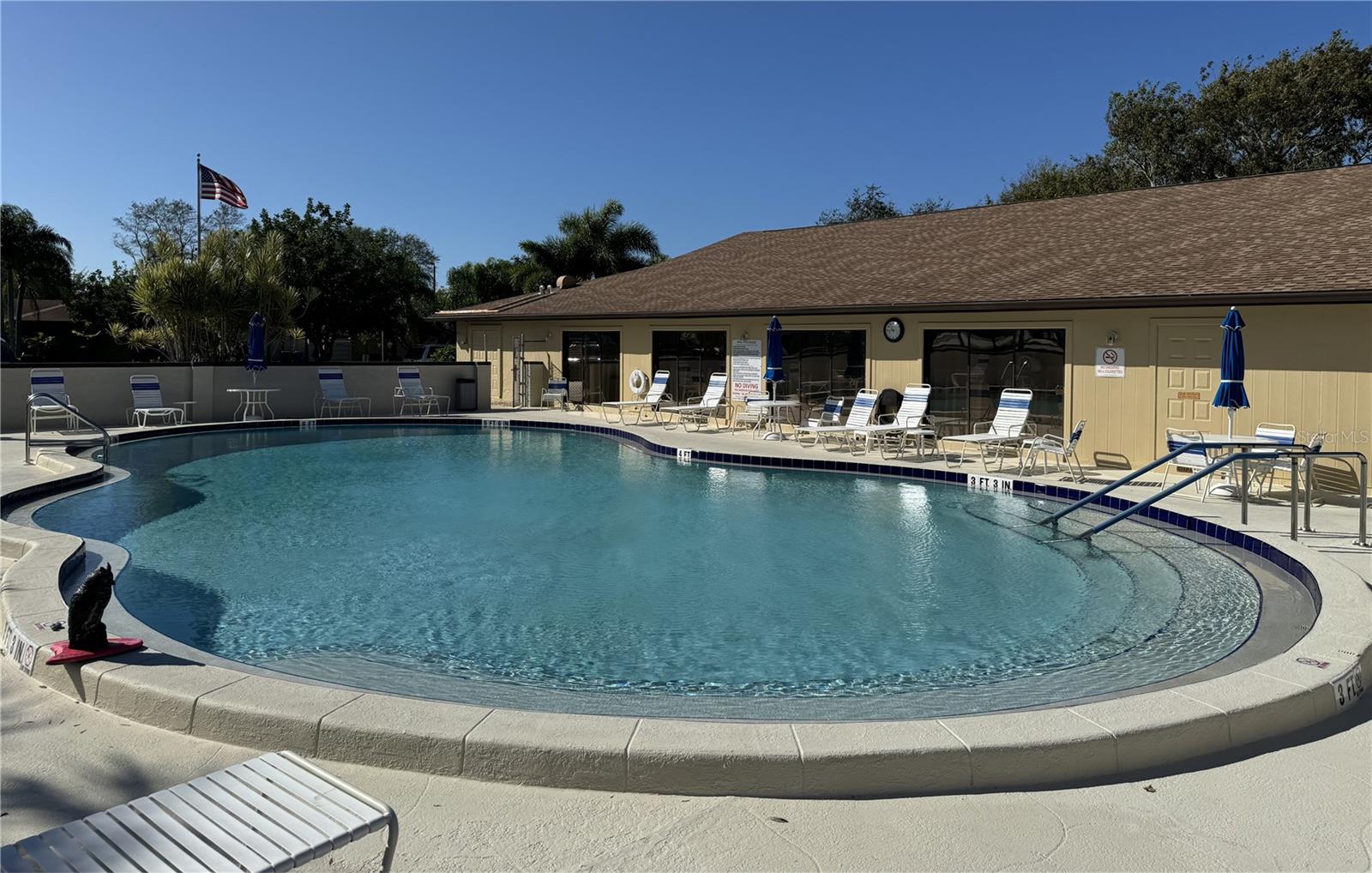 HERITAGE VILLAGE WEST - Residential