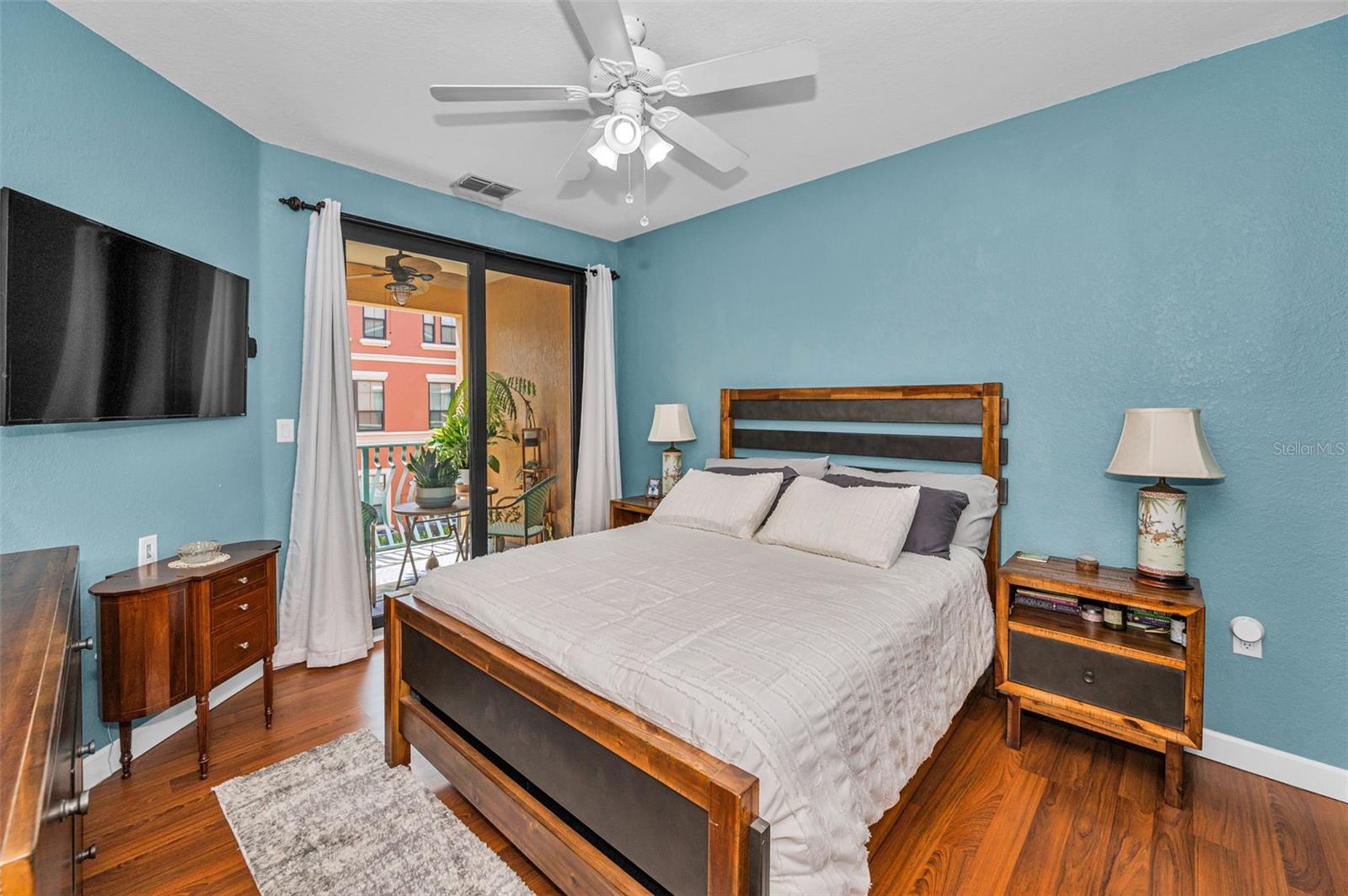 GRAND BELLAGIO AT BAYWATCH CONDO THE - Residential Lease