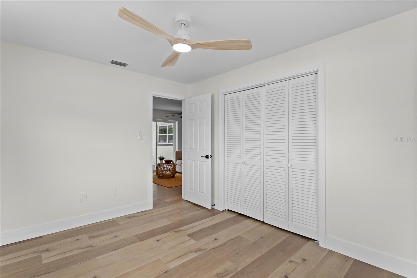 PINE OAK 2ND ADD - Residential