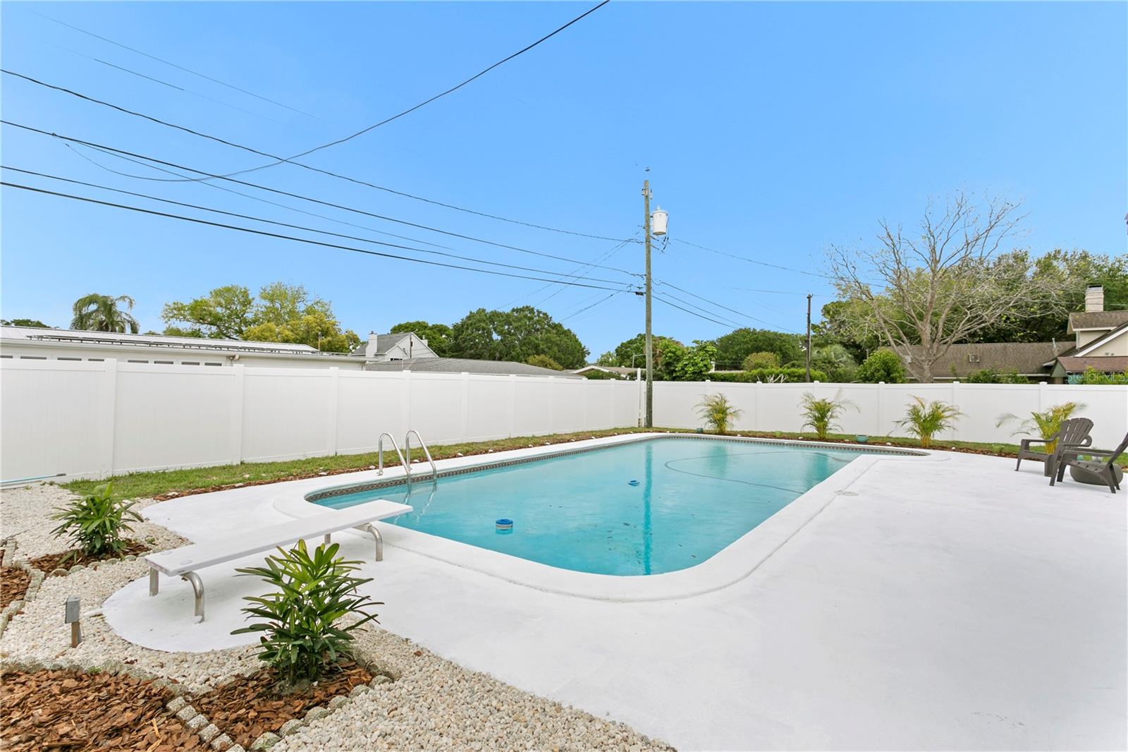 PINE OAK 2ND ADD - Residential