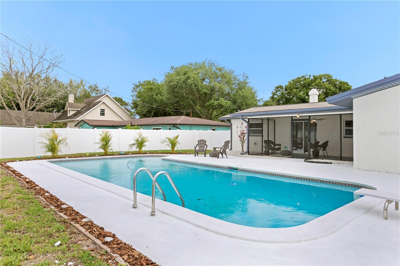 PINE OAK 2ND ADD - Residential