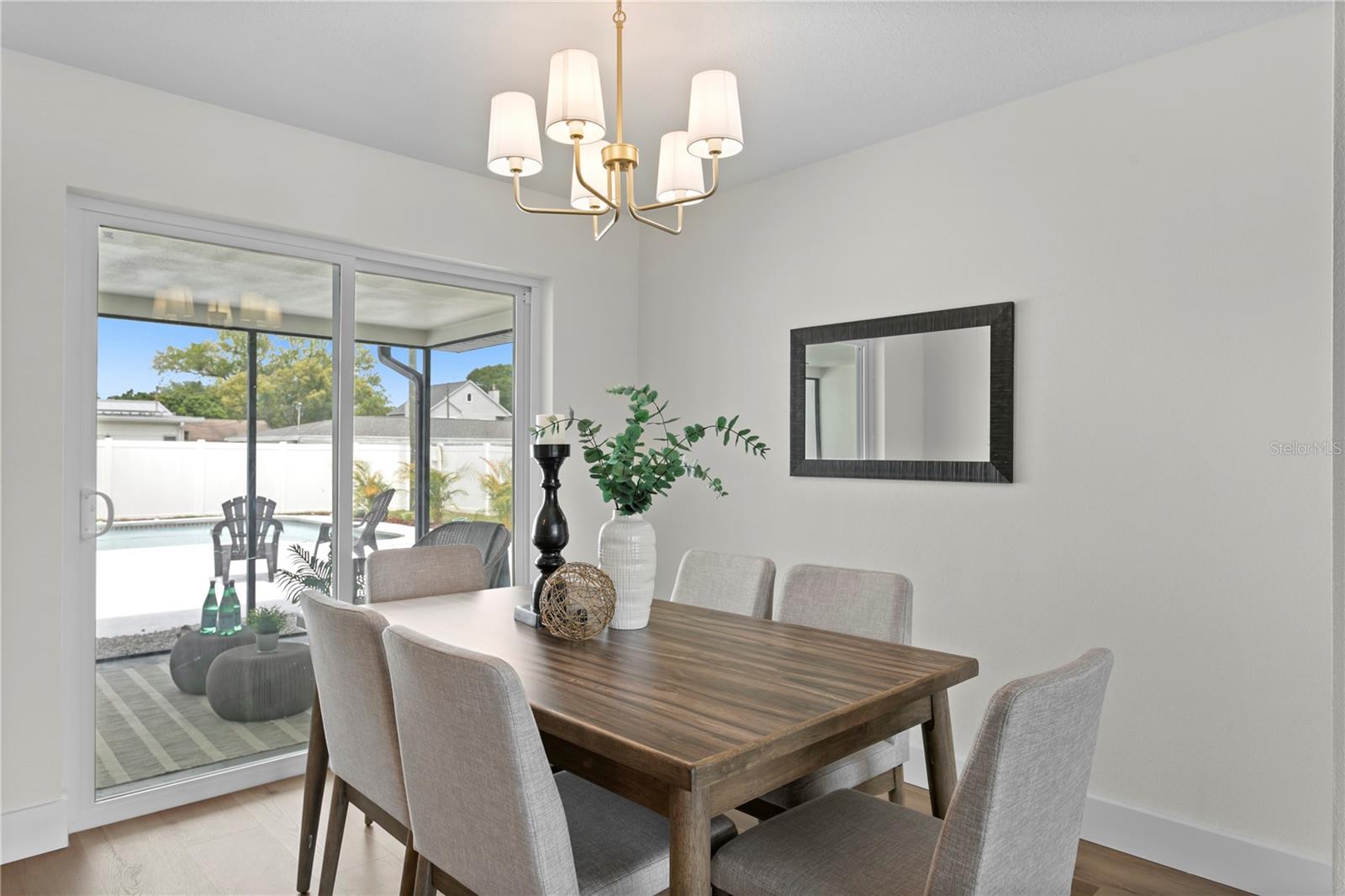 PINE OAK 2ND ADD - Residential