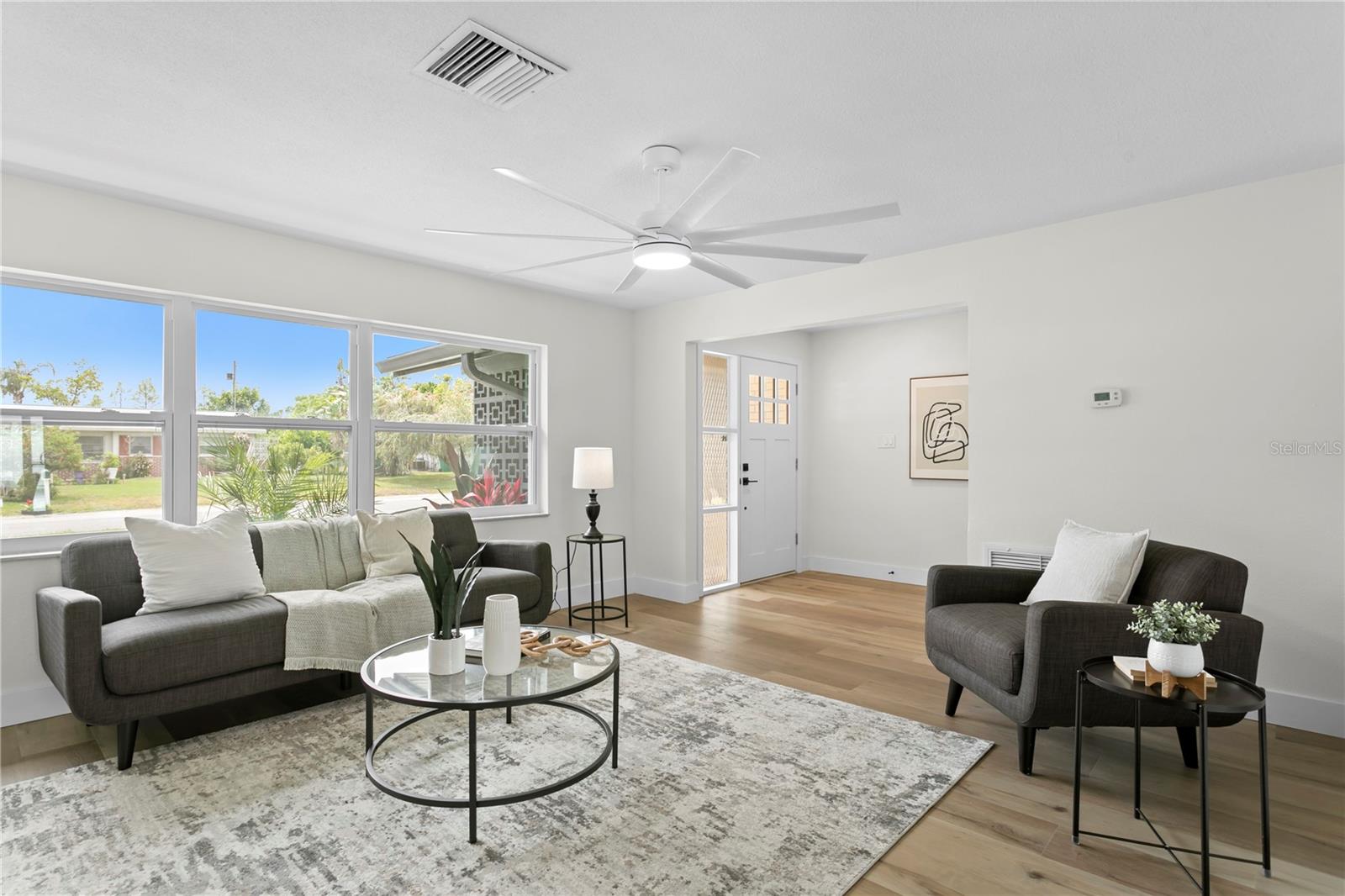 PINE OAK 2ND ADD - Residential