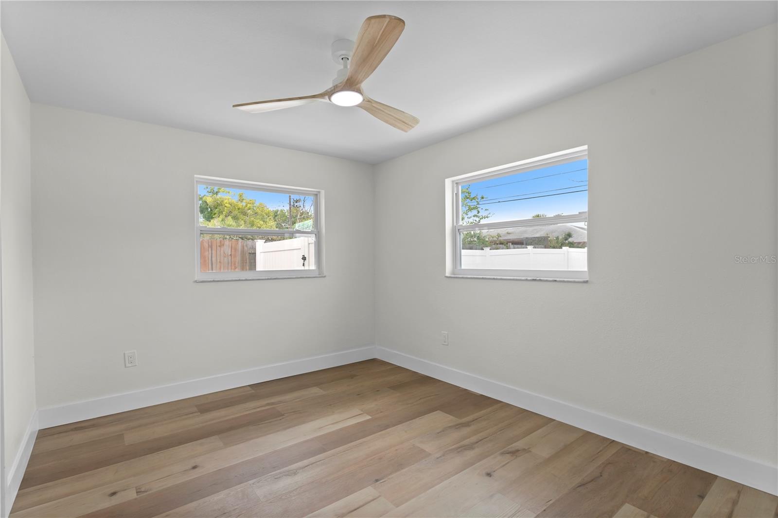 PINE OAK 2ND ADD - Residential