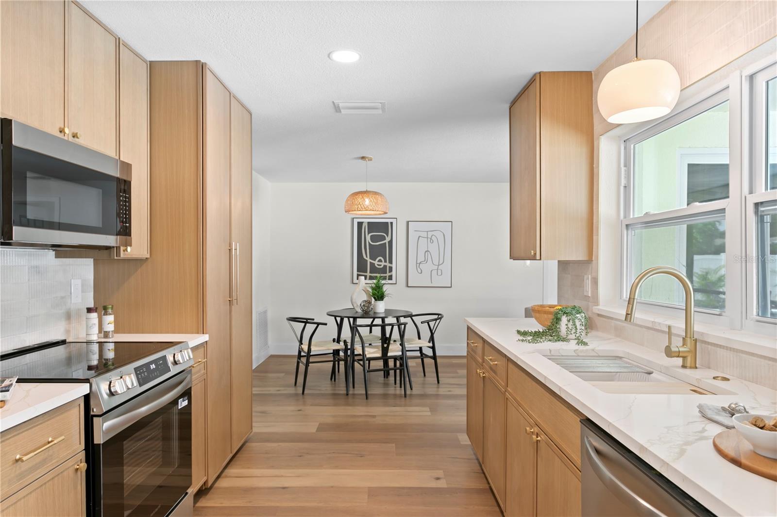 PINE OAK 2ND ADD - Residential