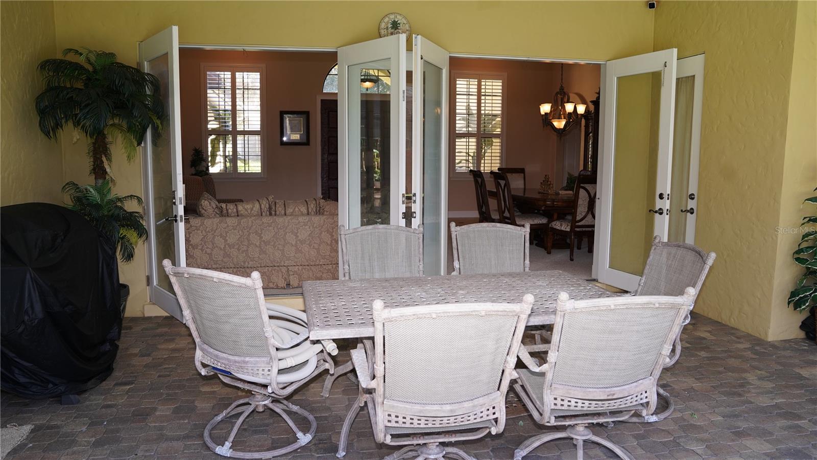 KENSINGTON PARK - Residential