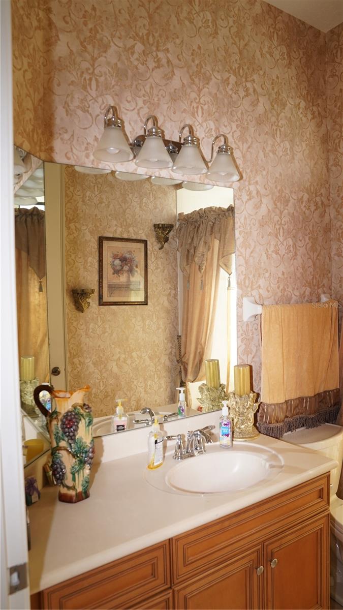 KENSINGTON PARK - Residential