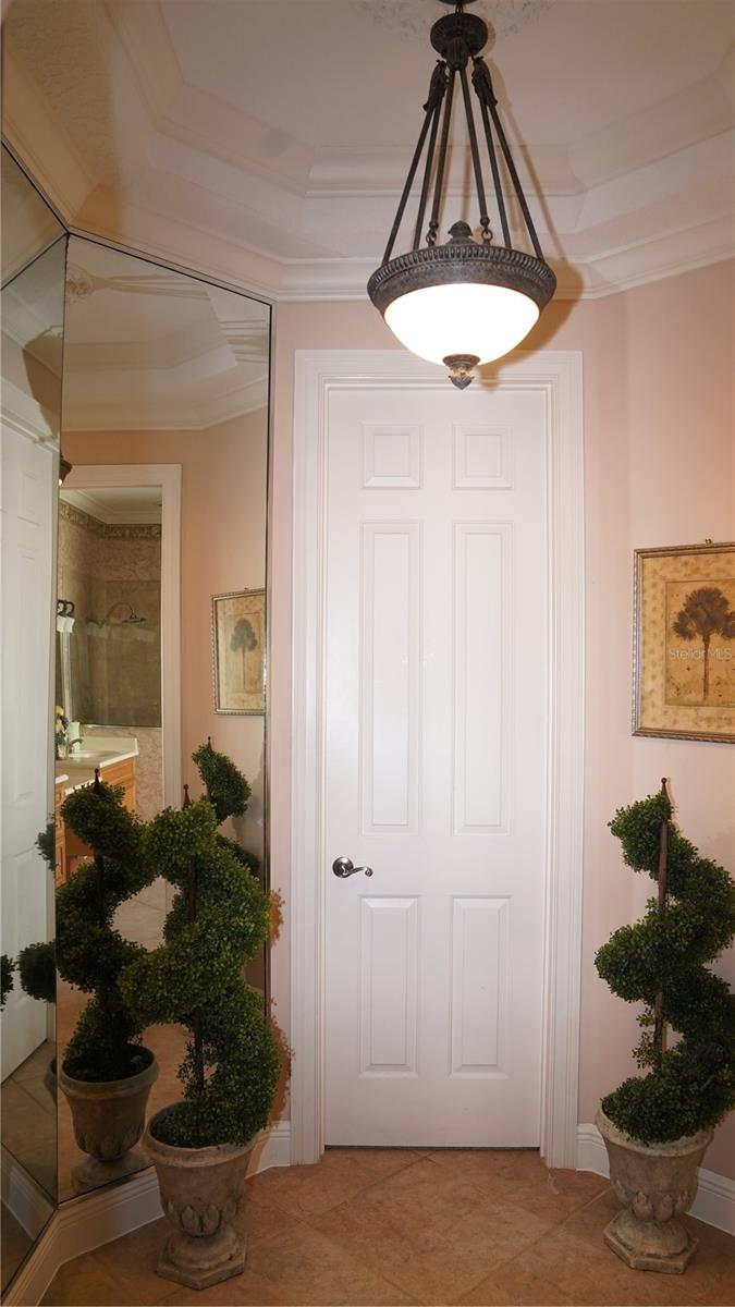 KENSINGTON PARK - Residential