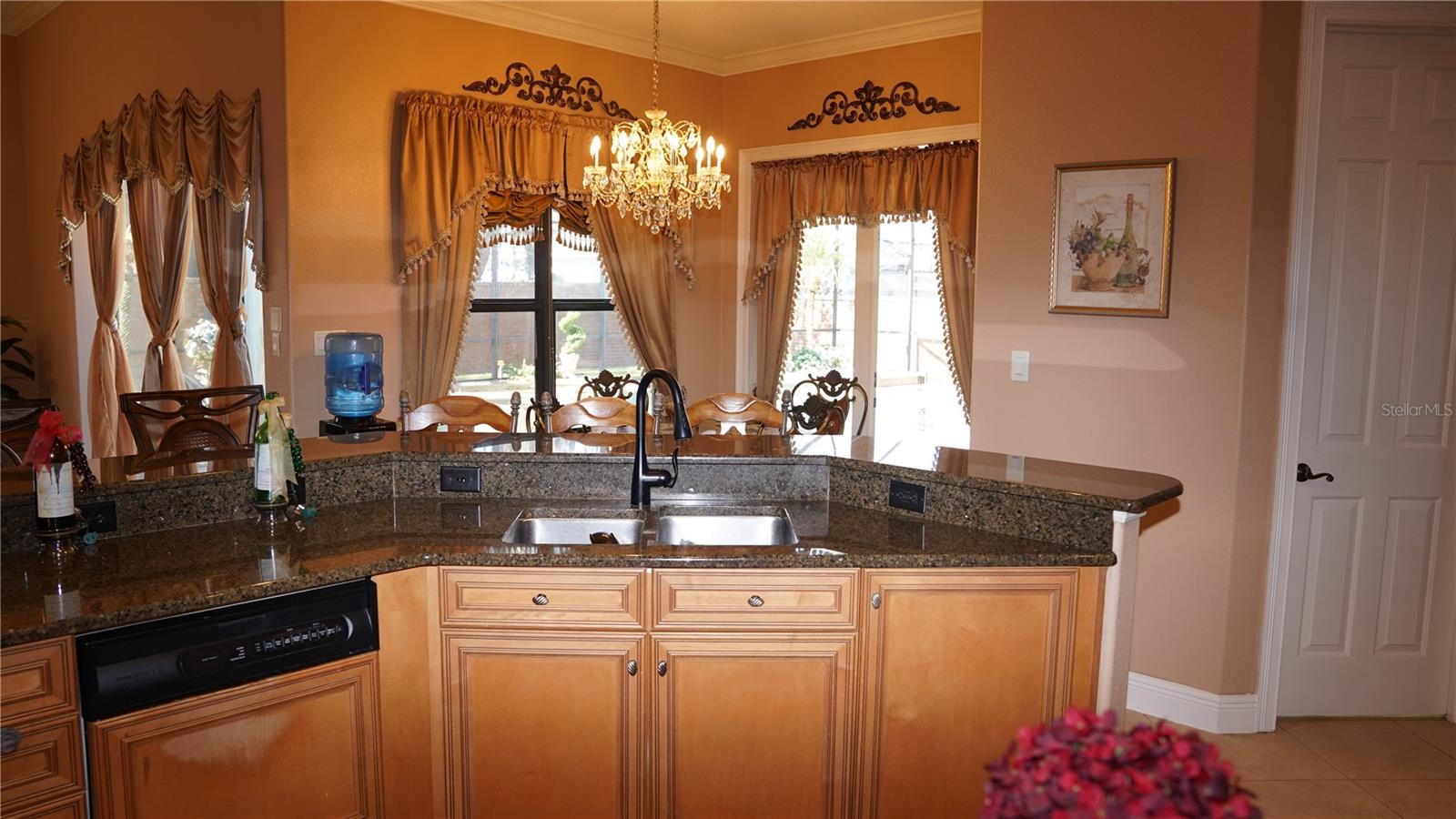 KENSINGTON PARK - Residential