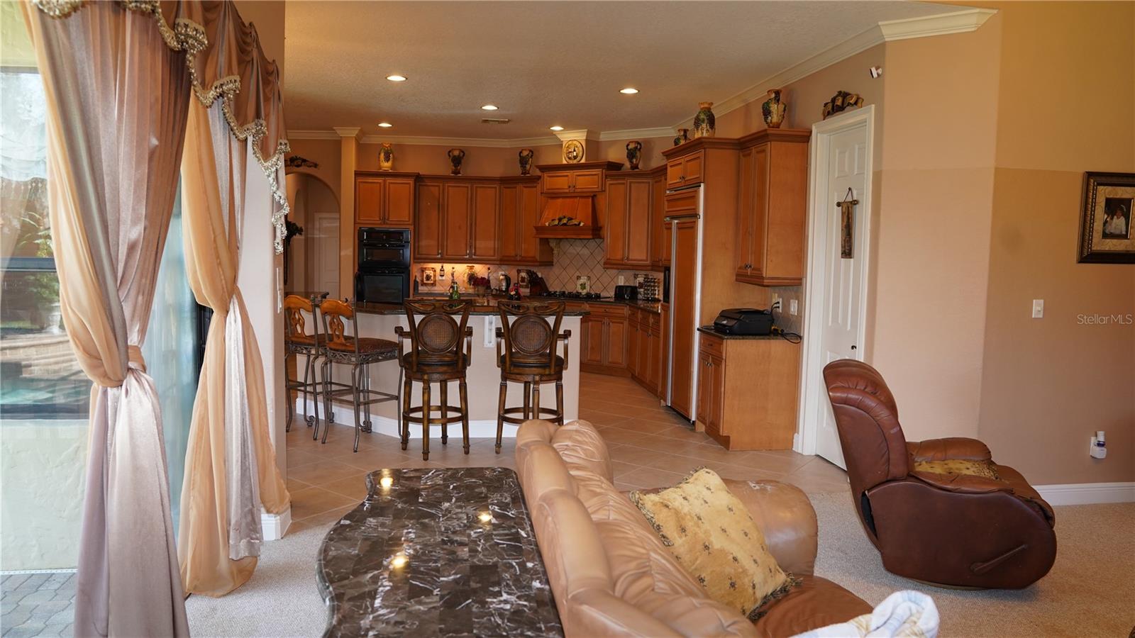 KENSINGTON PARK - Residential