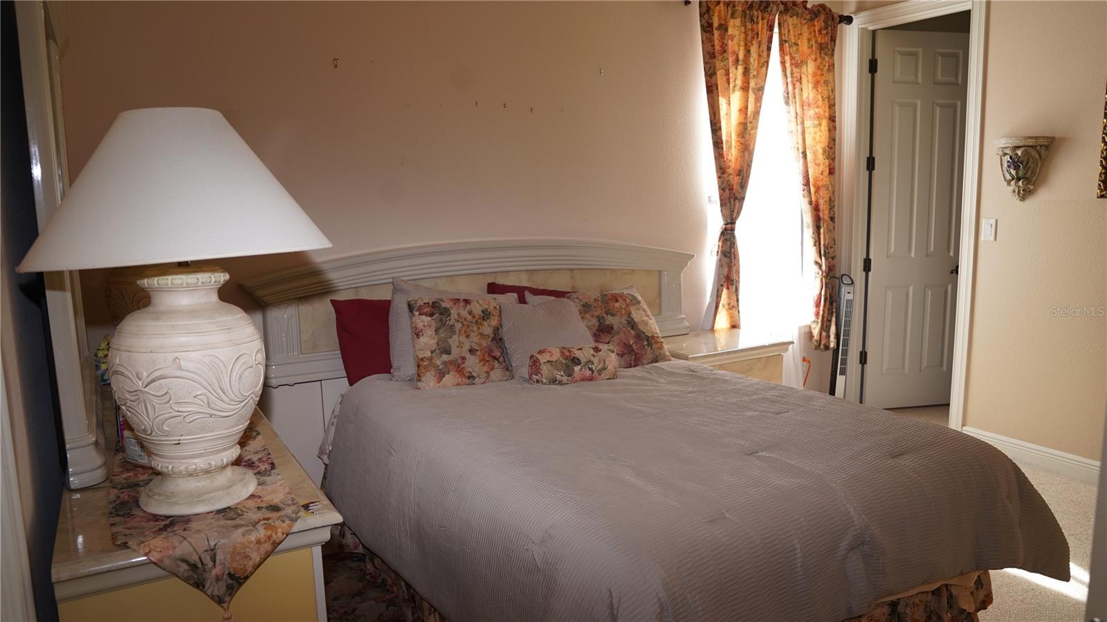 KENSINGTON PARK - Residential