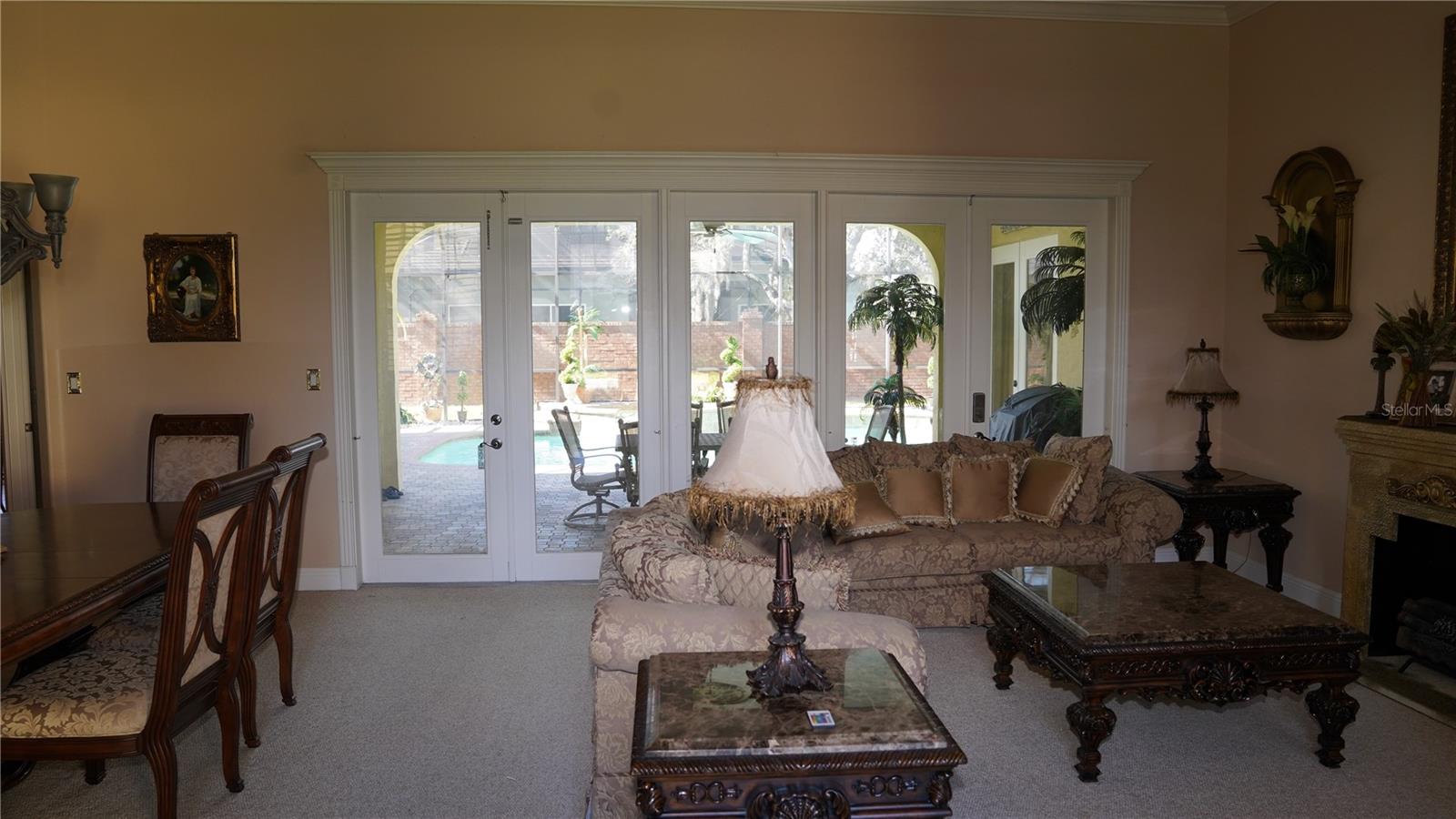 KENSINGTON PARK - Residential