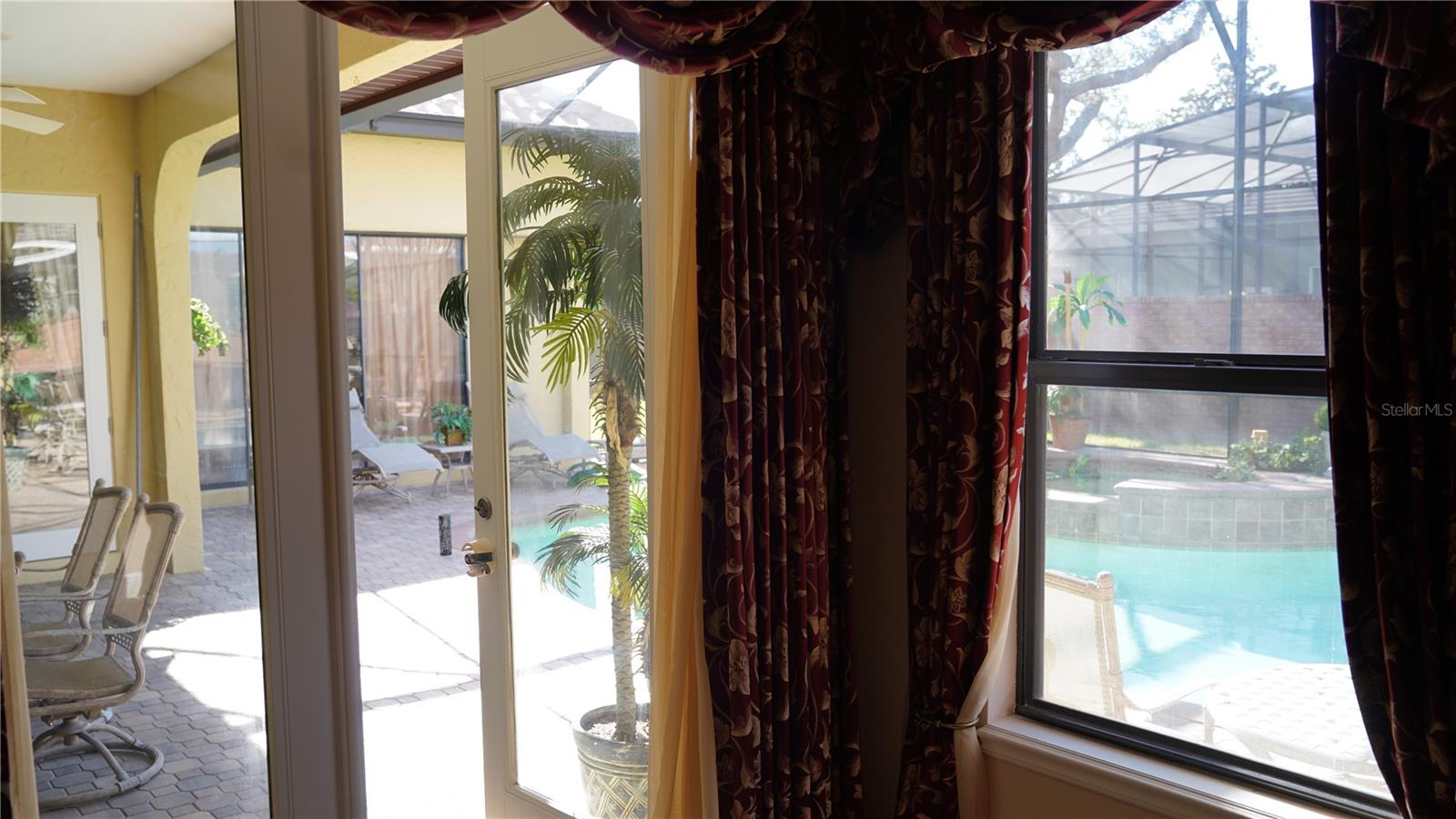 KENSINGTON PARK - Residential