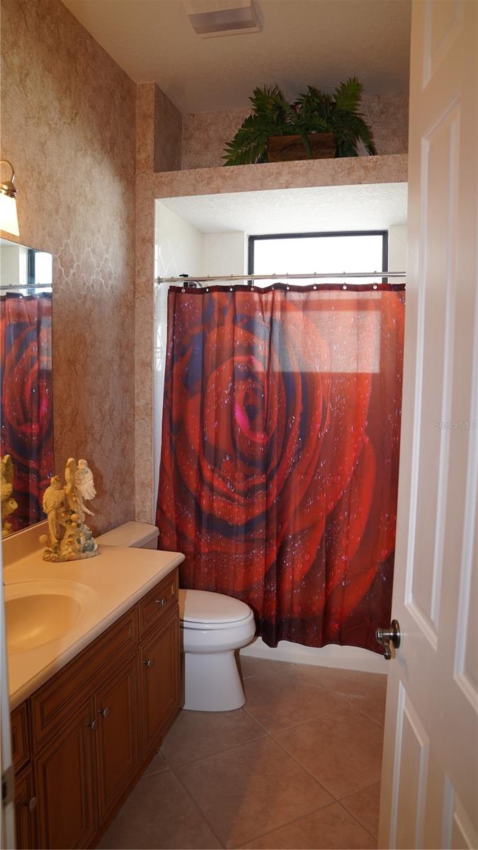 KENSINGTON PARK - Residential