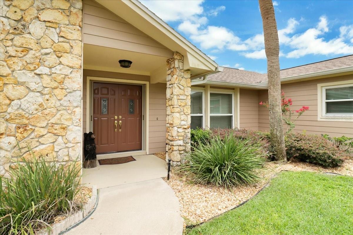 243 CAMBRIDGE DRIVE