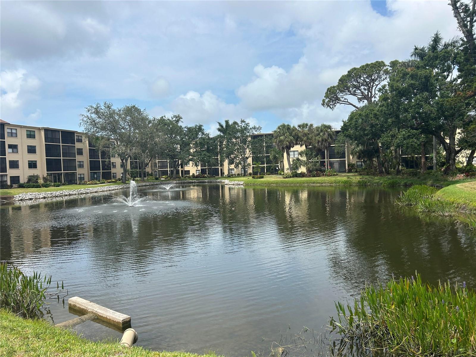 DESOTO SQUARE VILLAS - Residential Lease