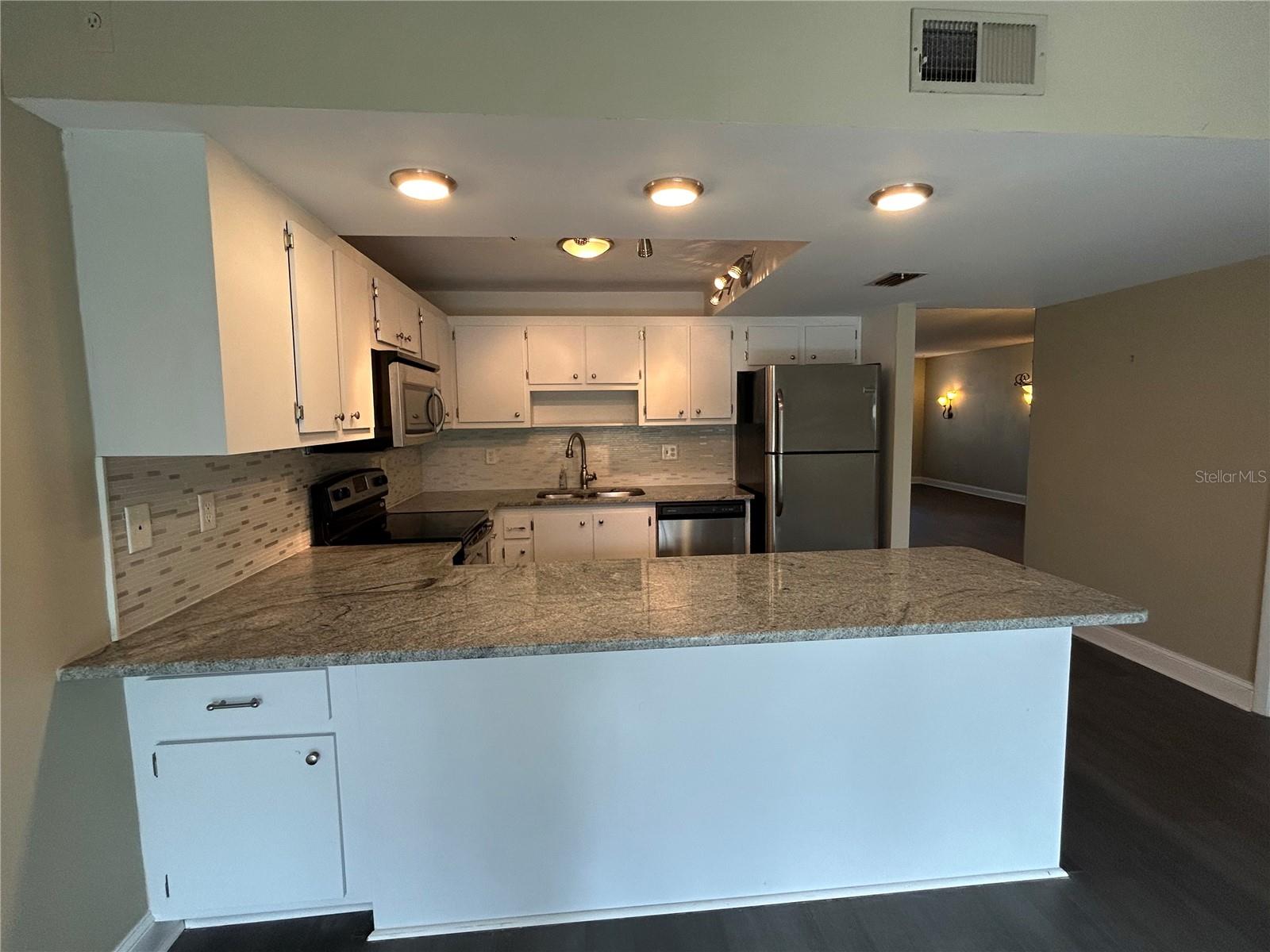 DESOTO SQUARE VILLAS - Residential Lease
