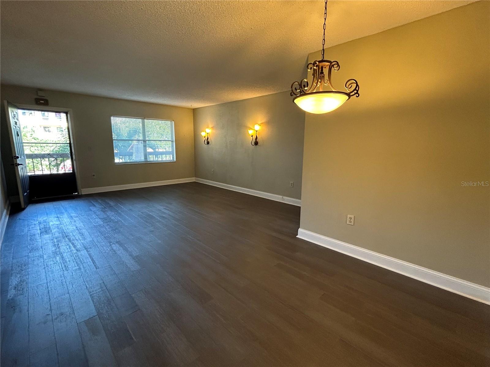 DESOTO SQUARE VILLAS - Residential Lease
