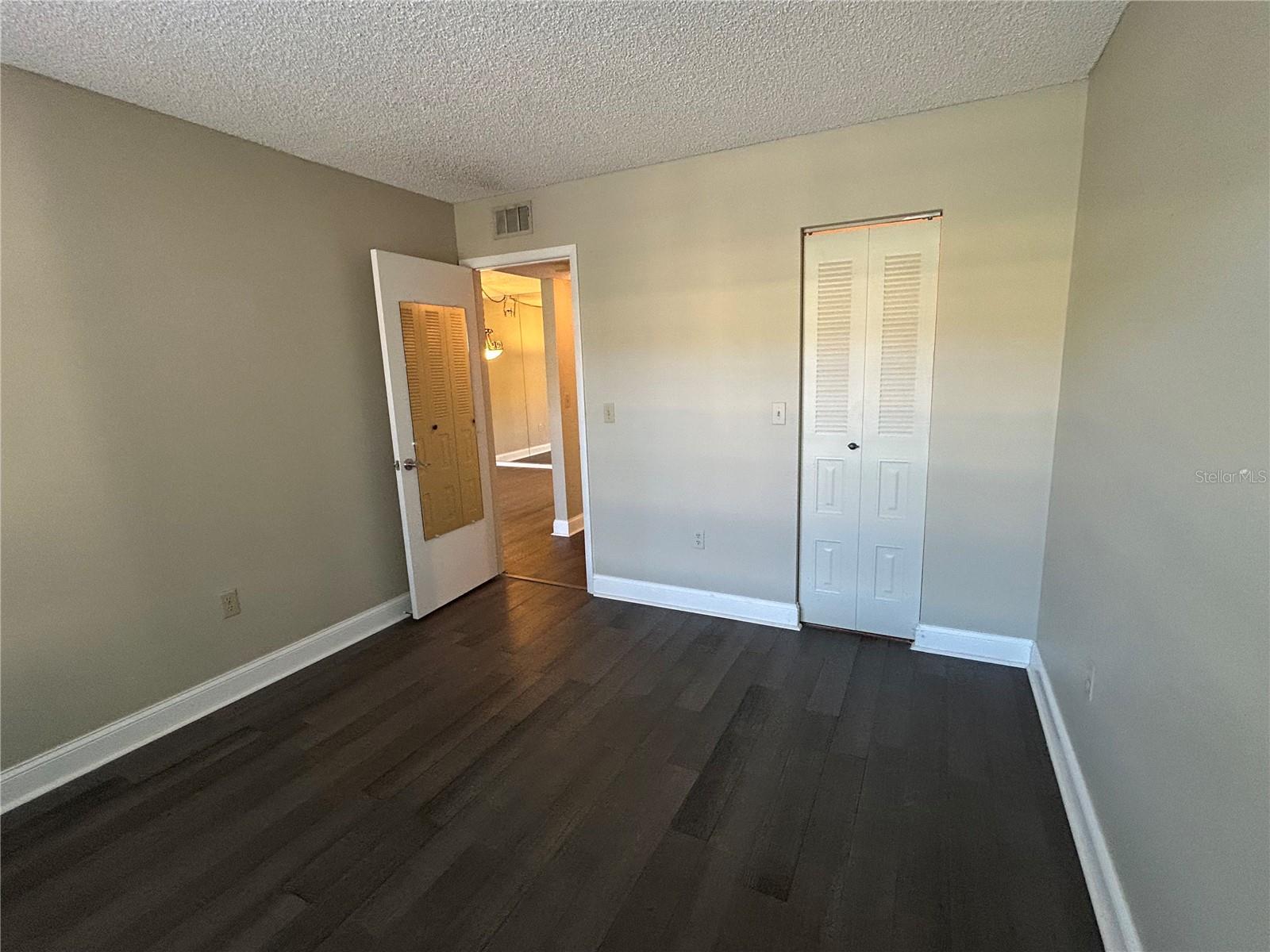 DESOTO SQUARE VILLAS - Residential Lease