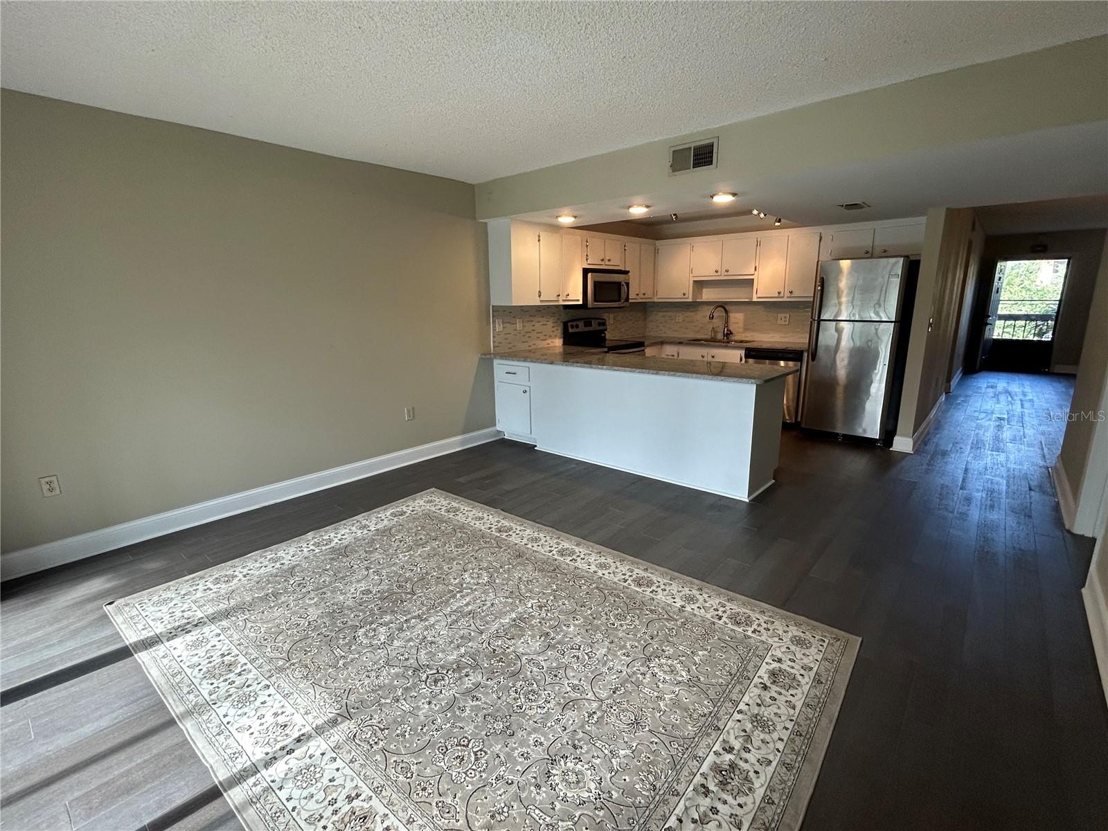 DESOTO SQUARE VILLAS - Residential Lease