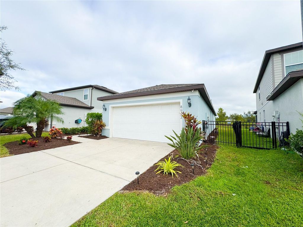 Photo of 8913 Royal River Circle, Parrish, FL 34219 (MLS # A4666927)