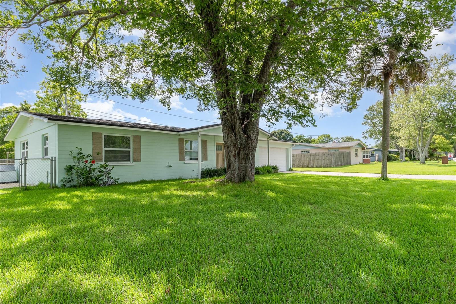 323 SCOTLAND DRIVE