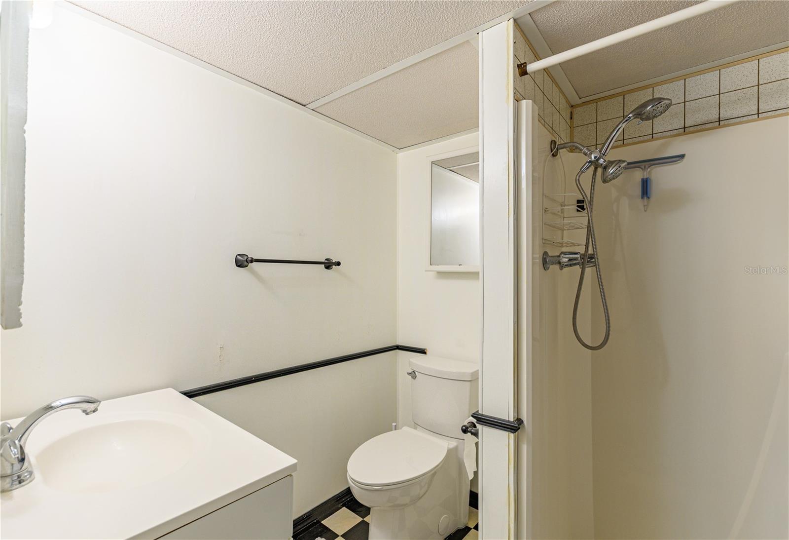 LAKE BETMAR ESTATES - Residential