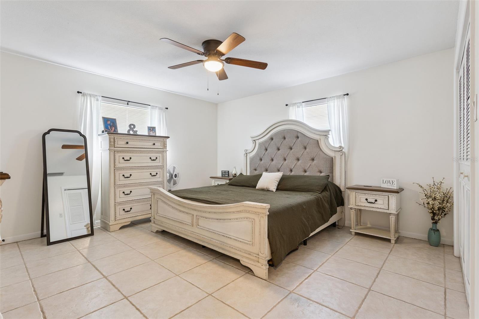 VENETIAN VILLAGE THIRD ADD - Residential