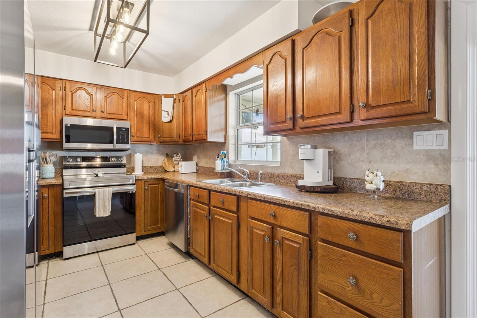 VENETIAN VILLAGE THIRD ADD - Residential