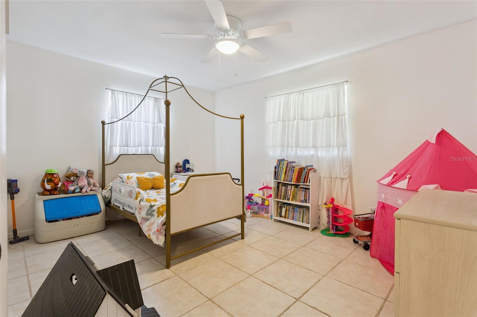 VENETIAN VILLAGE THIRD ADD - Residential