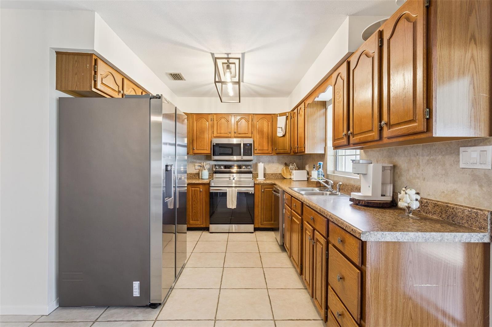 VENETIAN VILLAGE THIRD ADD - Residential