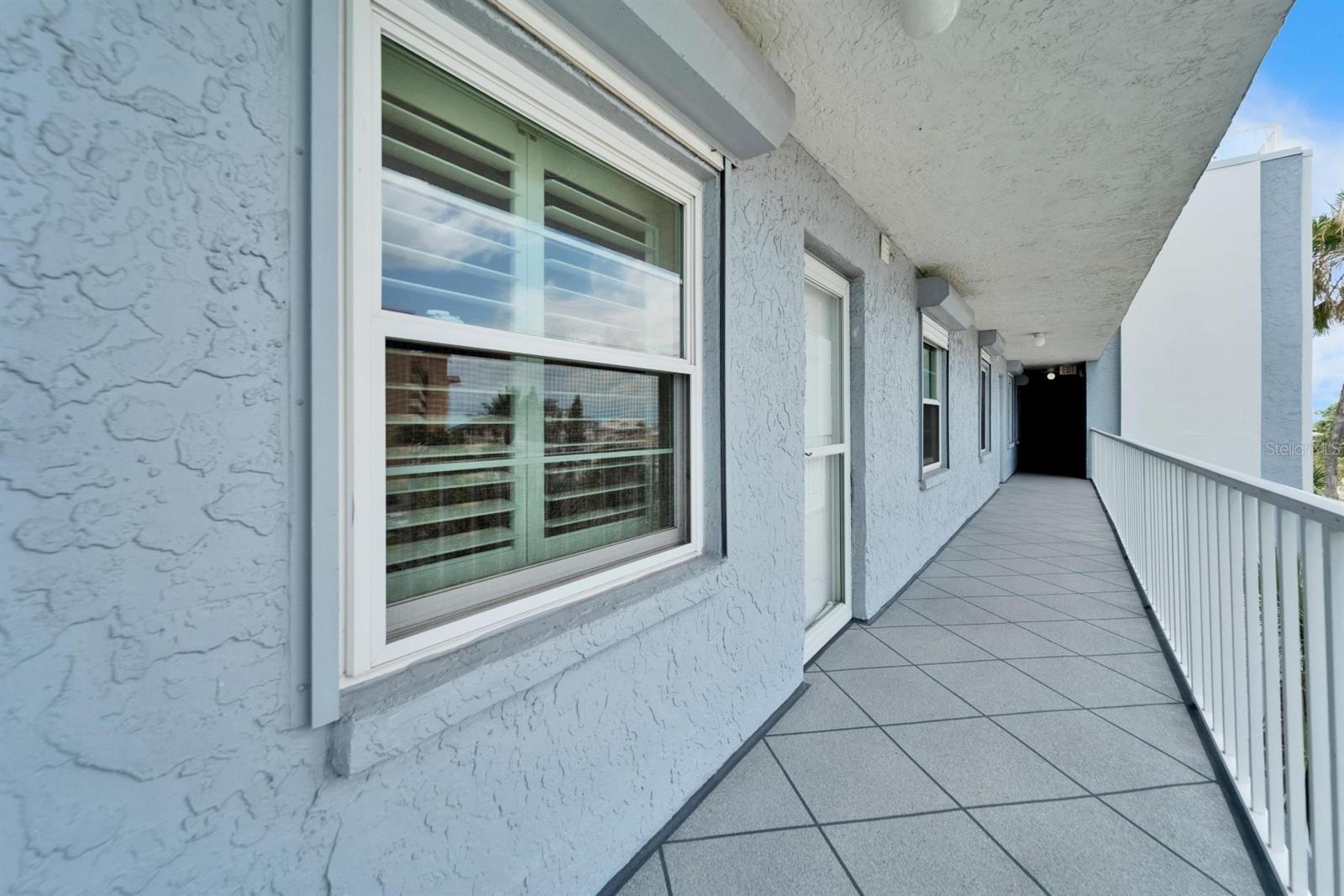 18325 GULF BOULEVARD 407