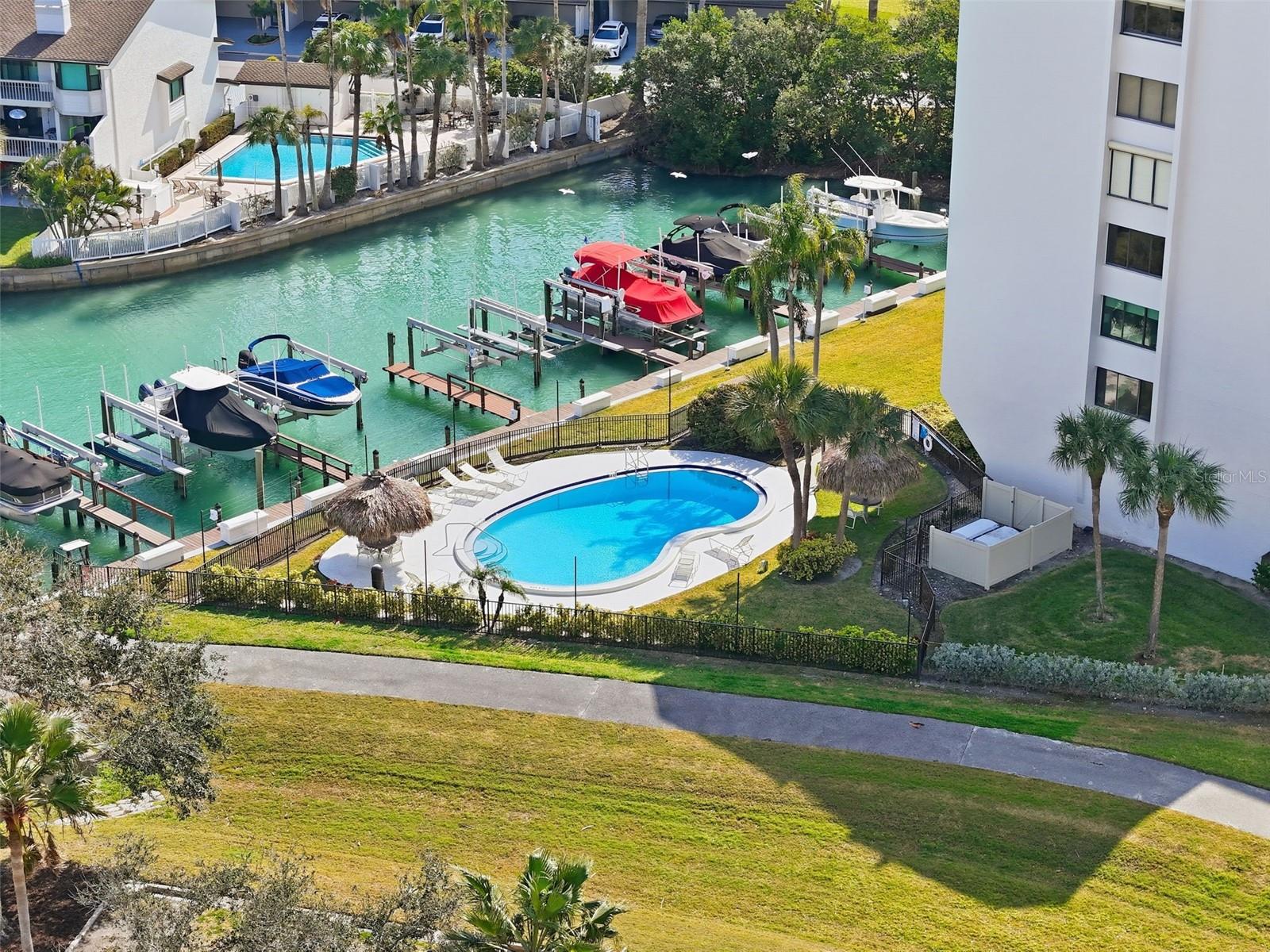 THE HARBOUR CONDOS - Residential