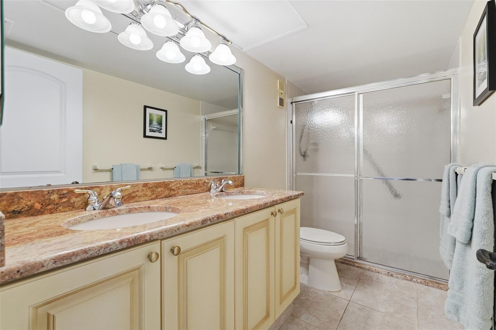 THE HARBOUR CONDOS - Residential