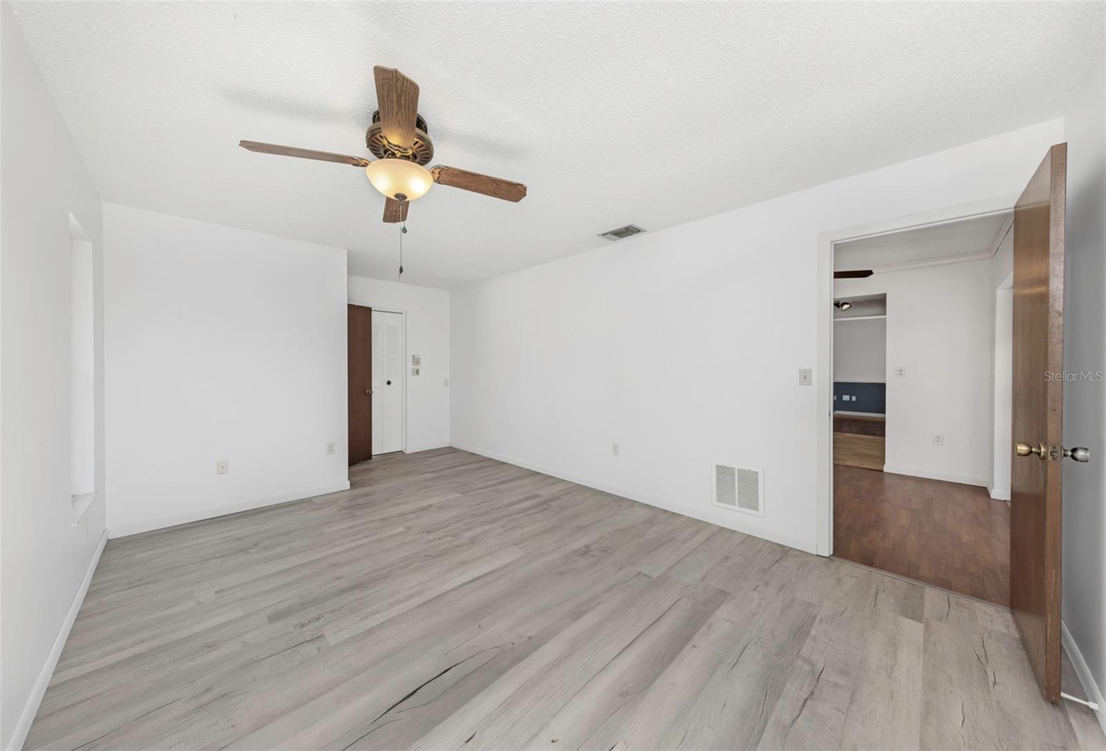 WILSHIRE ESTATES II - Residential