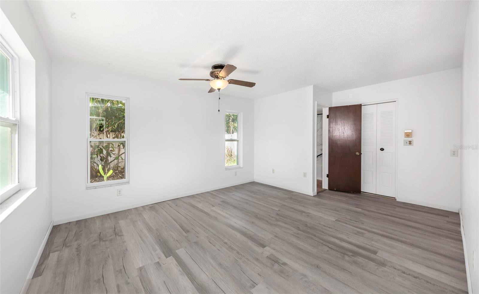 WILSHIRE ESTATES II - Residential