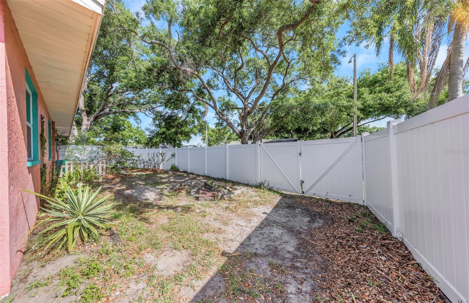 WILSHIRE ESTATES II - Residential