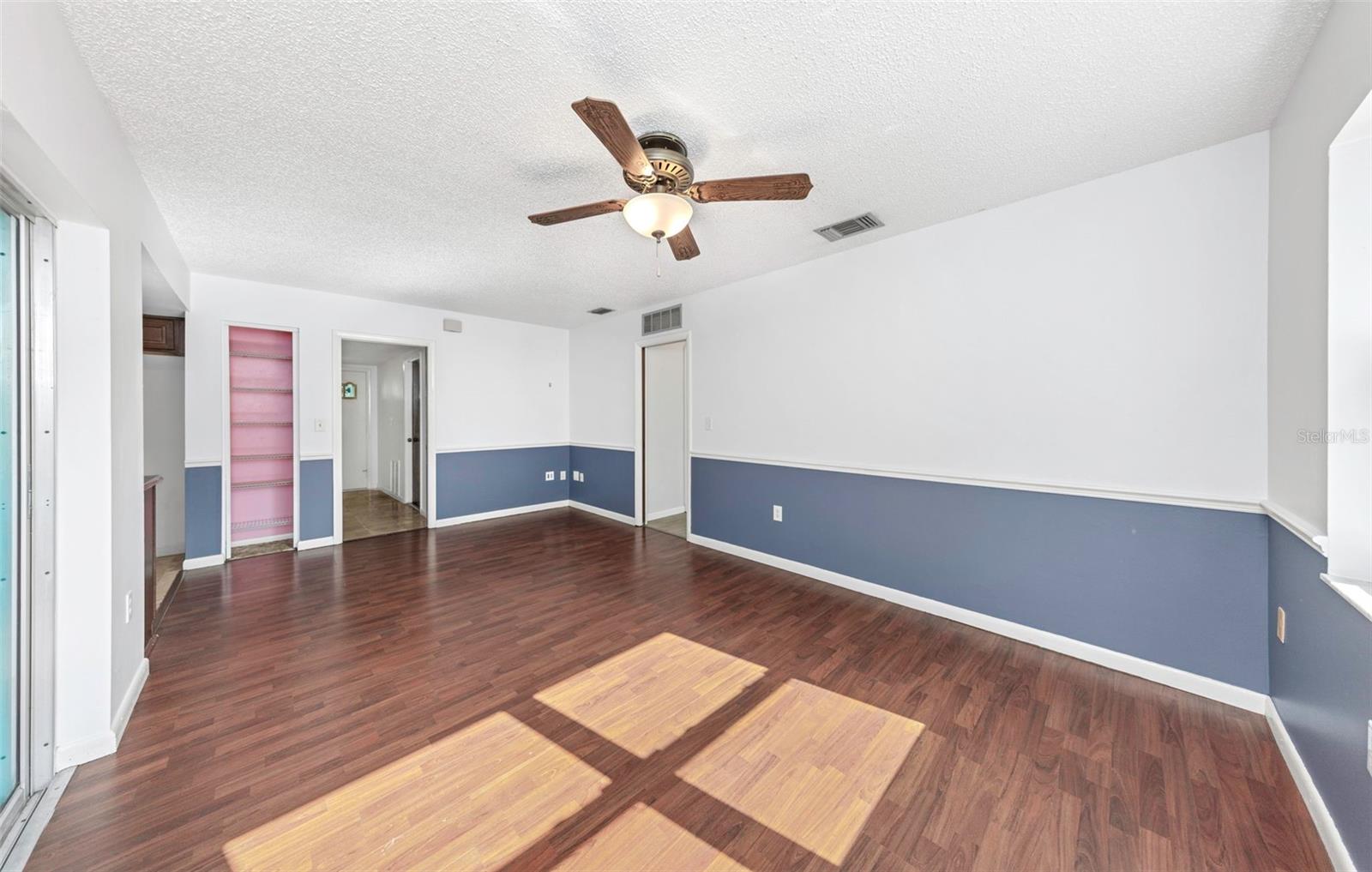 WILSHIRE ESTATES II - Residential