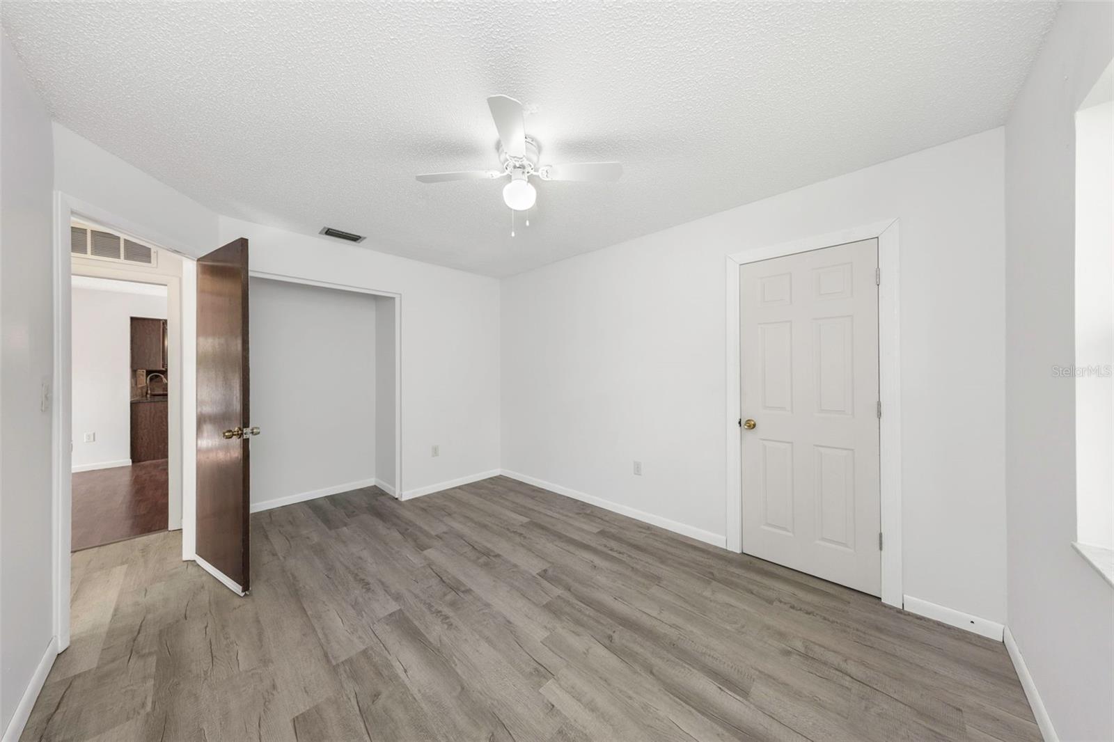 WILSHIRE ESTATES II - Residential