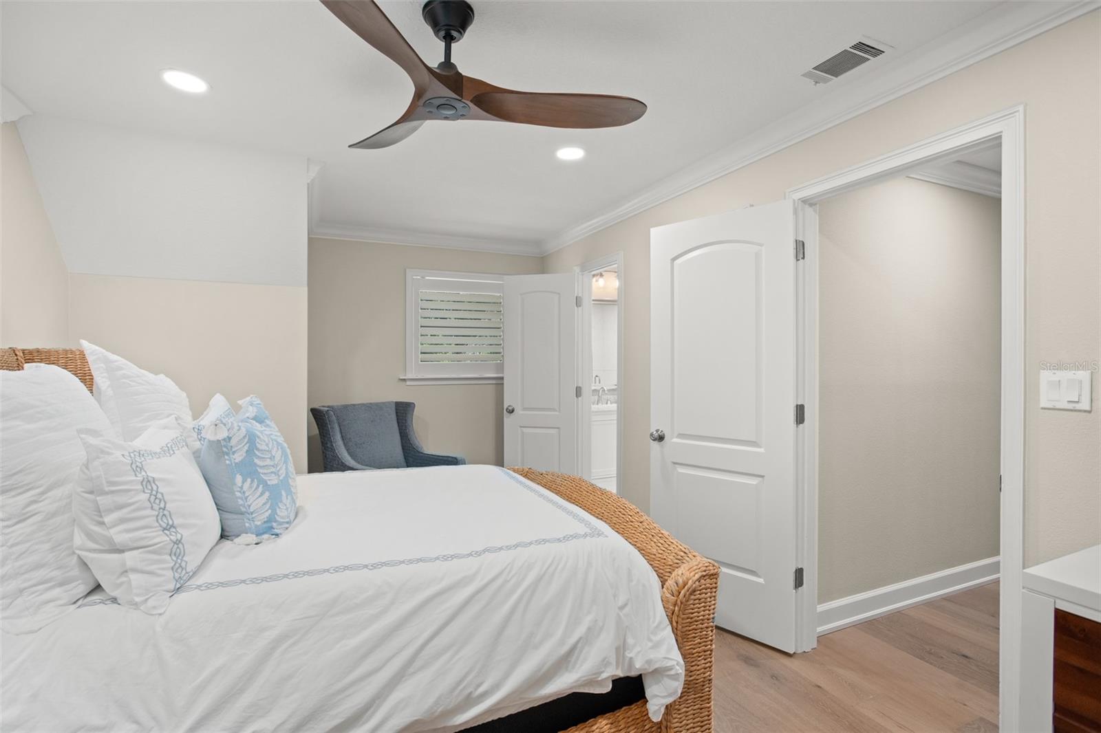 BAY HILL SEC 01 - Residential