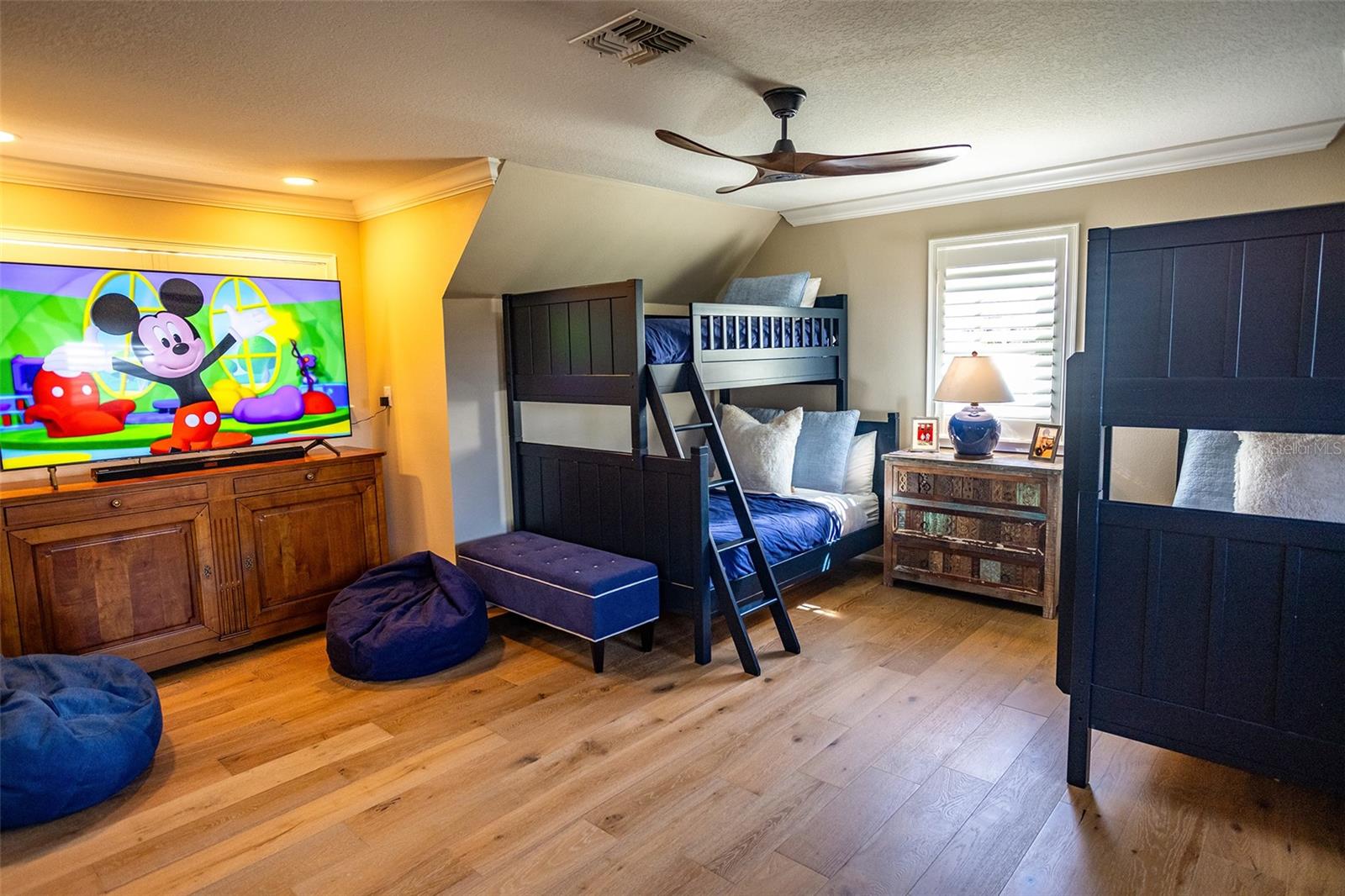 BAY HILL SEC 01 - Residential