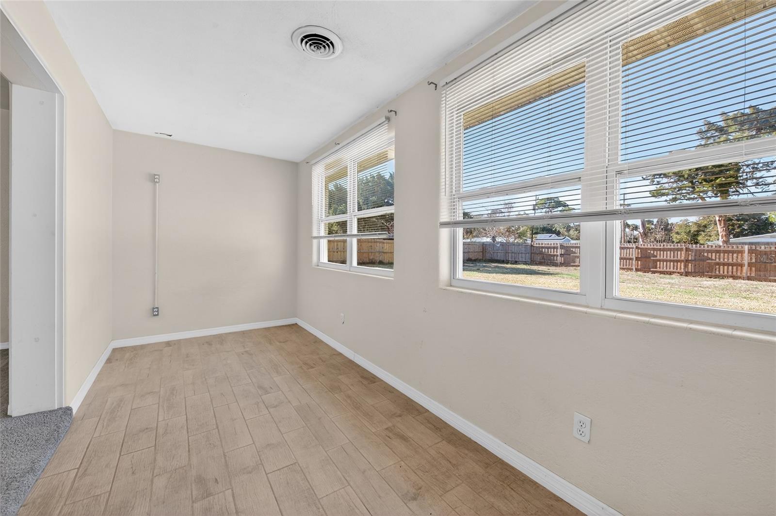 HAWKS PARK - Residential