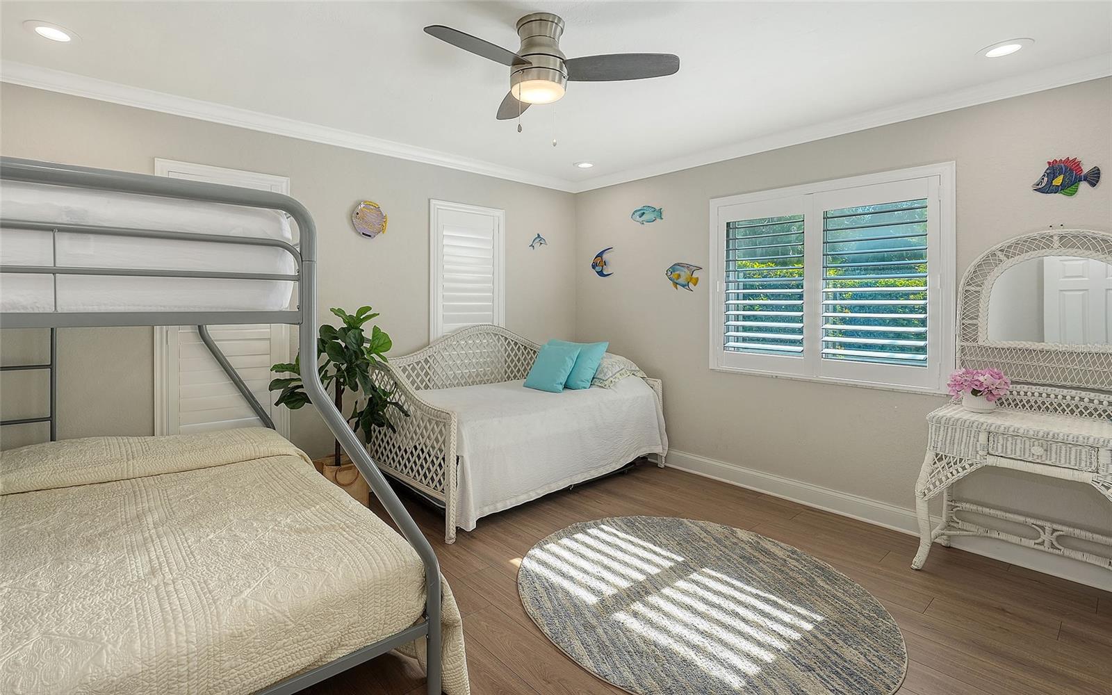 NORTH ISLES - Residential