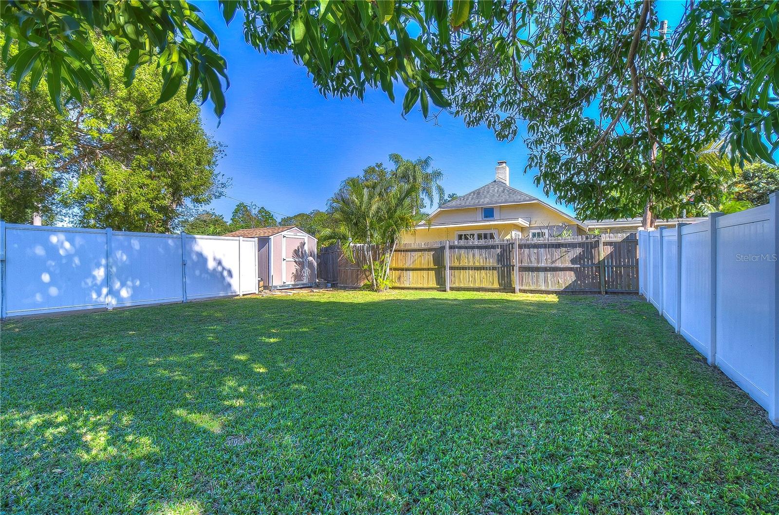 BAY VIEW PARK SEC P - Residential Lease
