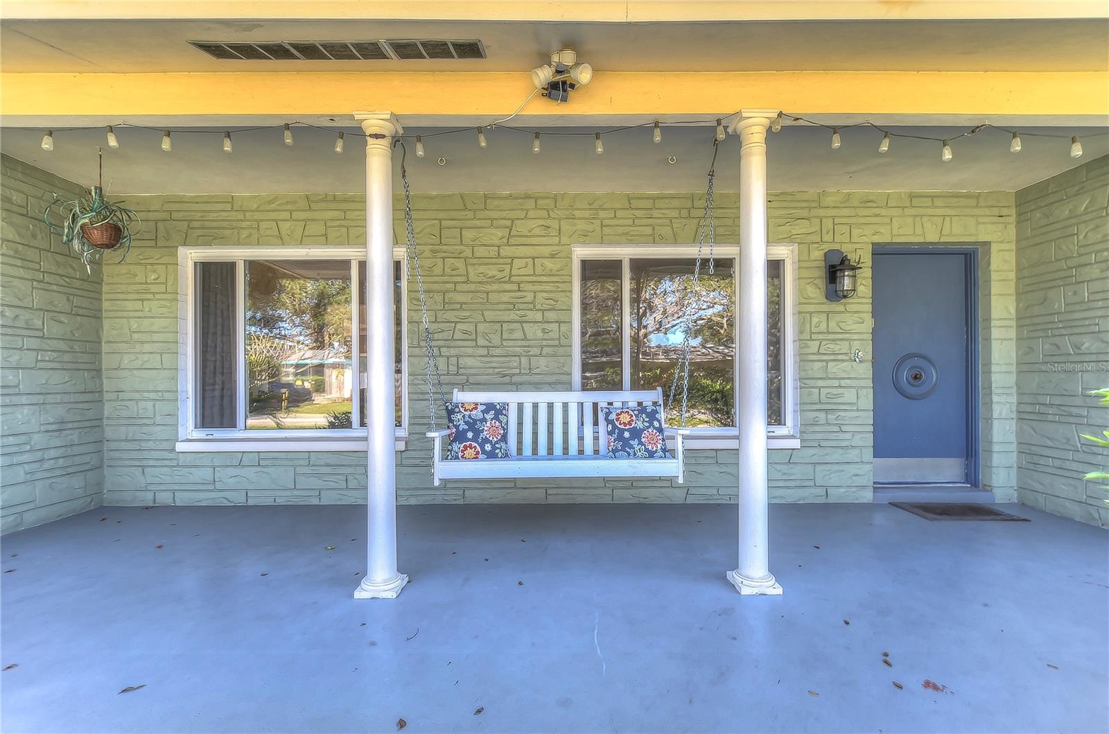 BAY VIEW PARK SEC P - Residential Lease