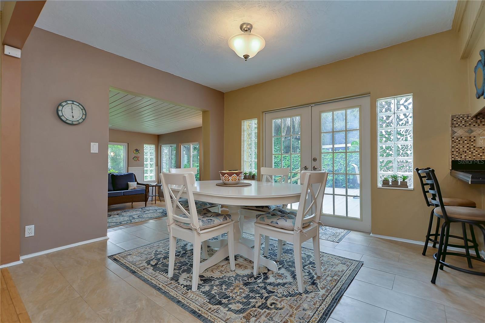 BAY VIEW PARK SEC P - Residential Lease