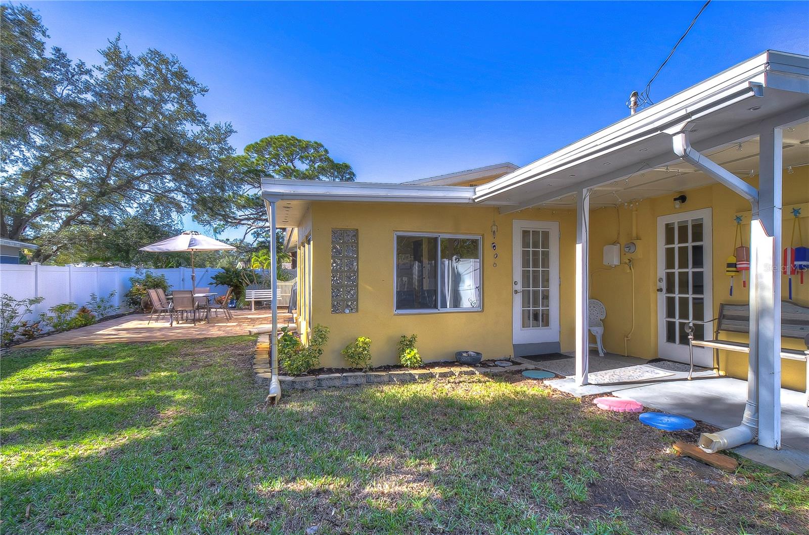 BAY VIEW PARK SEC P - Residential Lease