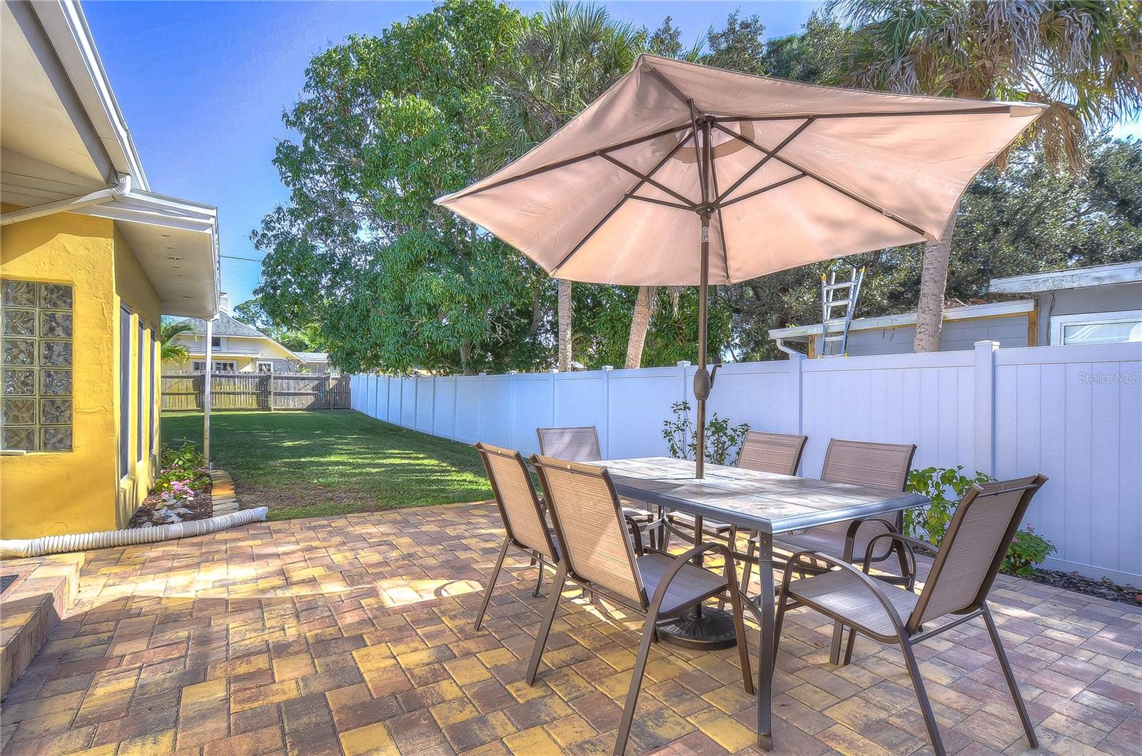 BAY VIEW PARK SEC P - Residential Lease