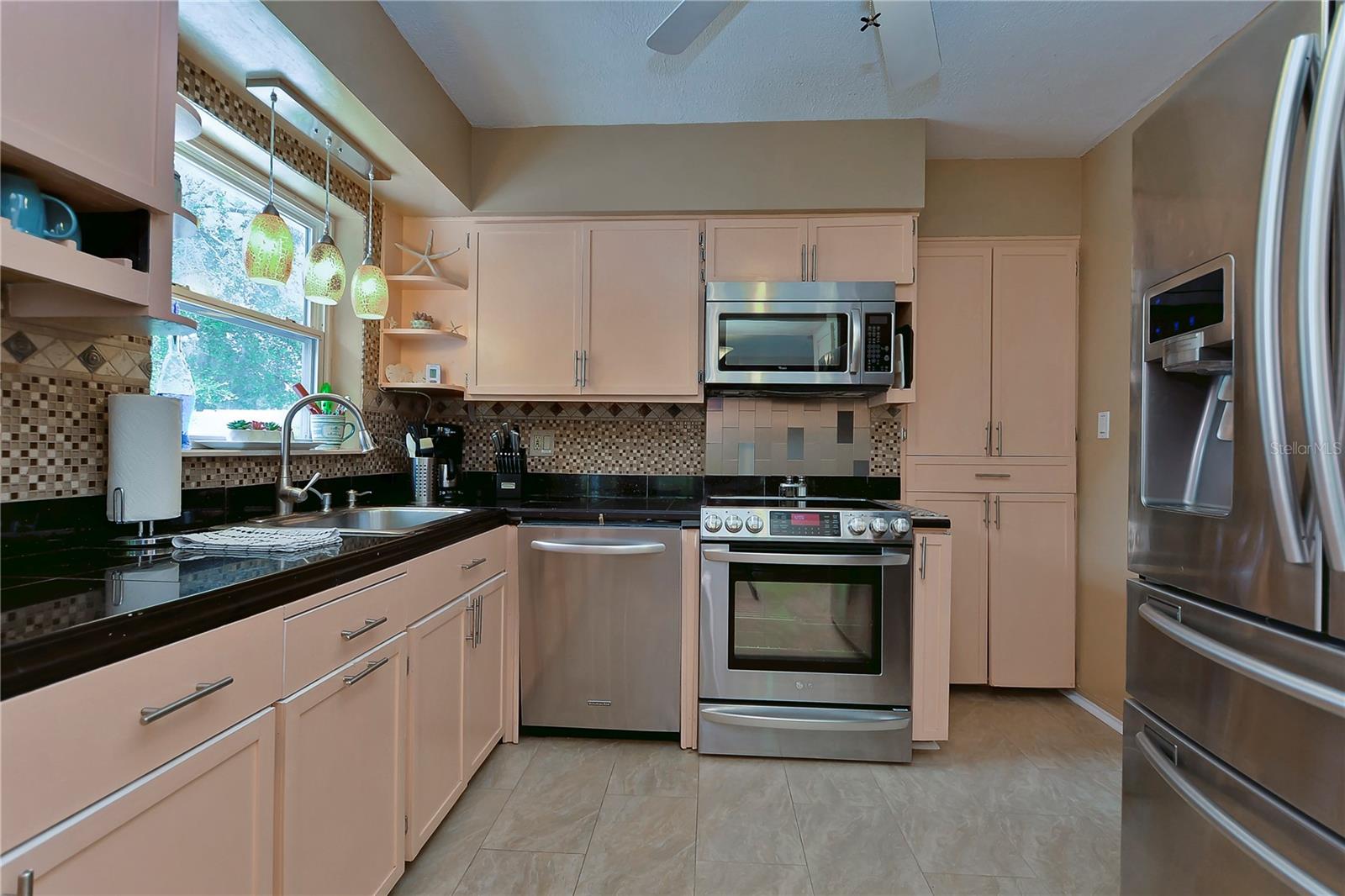 BAY VIEW PARK SEC P - Residential Lease