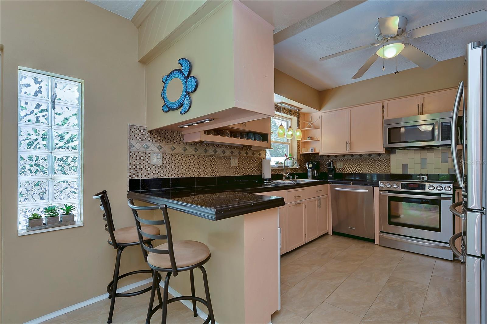 BAY VIEW PARK SEC P - Residential Lease